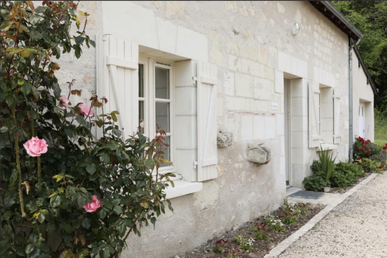 Gasthaus La Caillere Gizeux Exterior foto